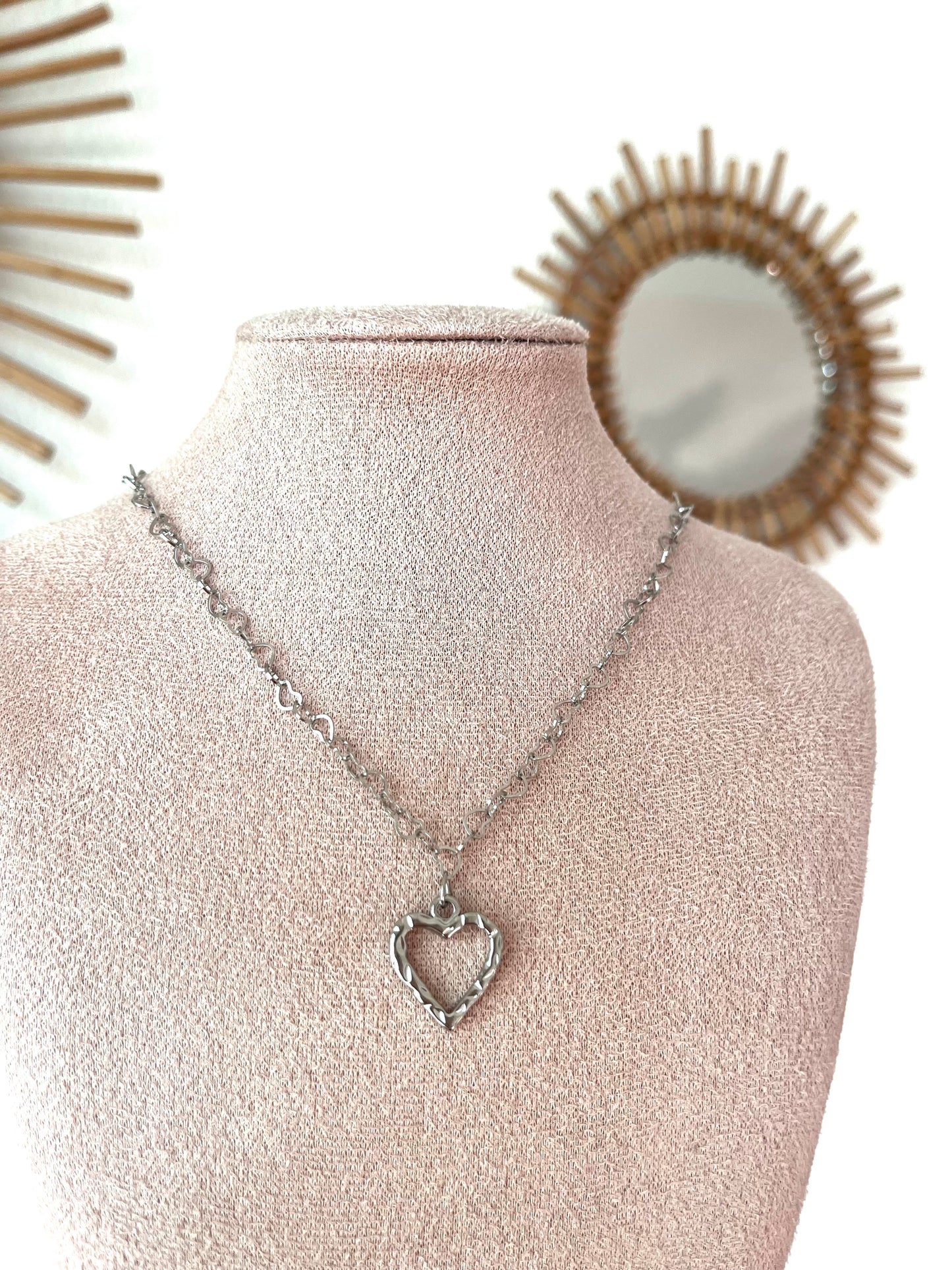 Ketting full of hearts - zilver