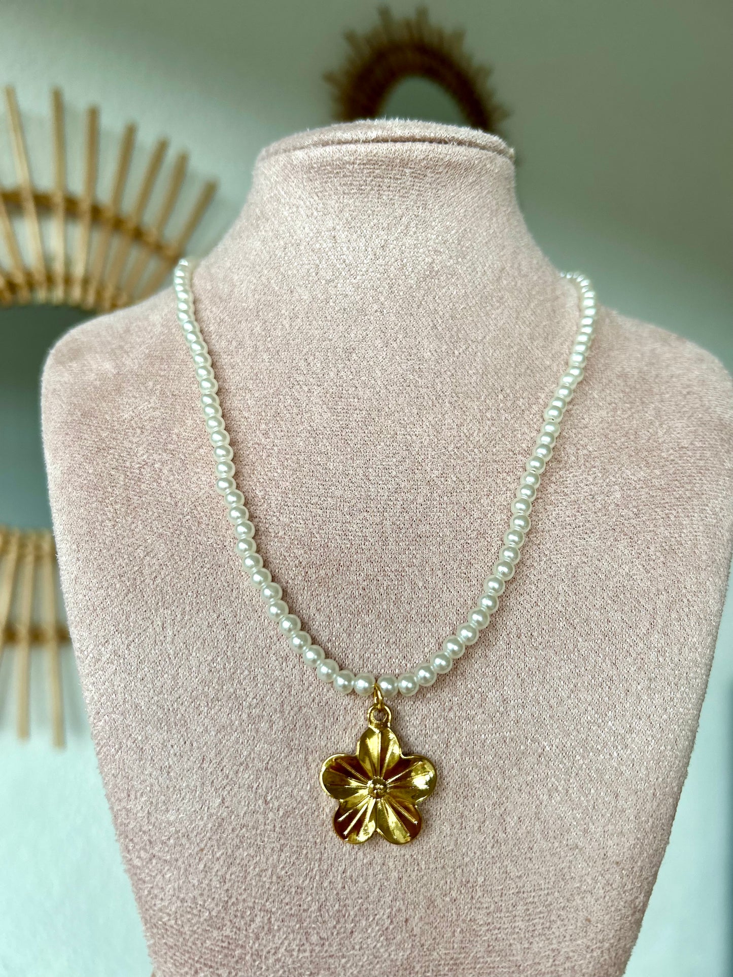 Parel Flower ketting - goud